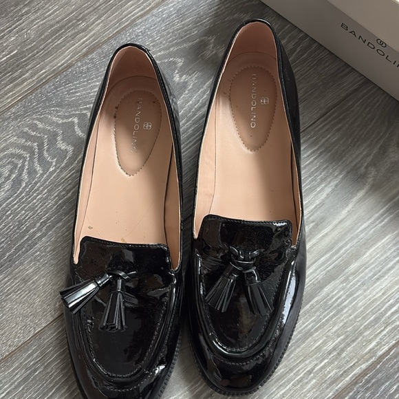 Bandolino Shoes - Elegant Black Tassel Loafers for Women
